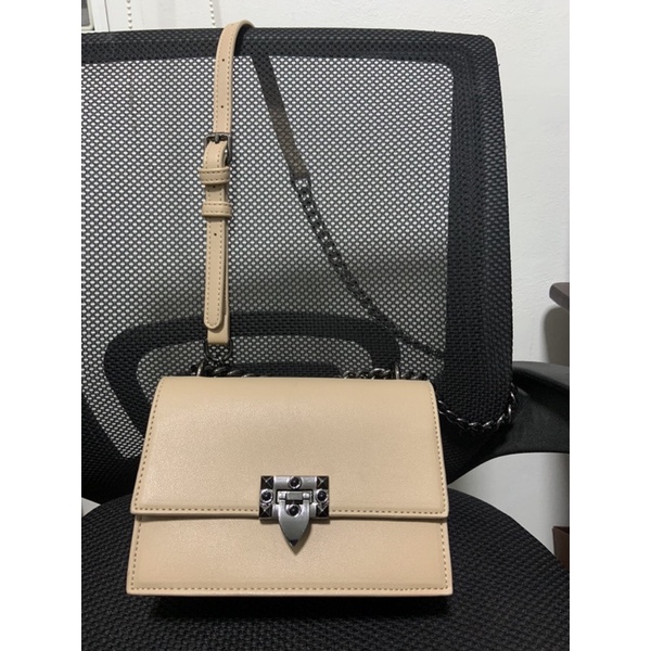 กระเป๋า polarball รุ่น polary สายโซ่ใหญ่รมดำ (จาก 1,590)