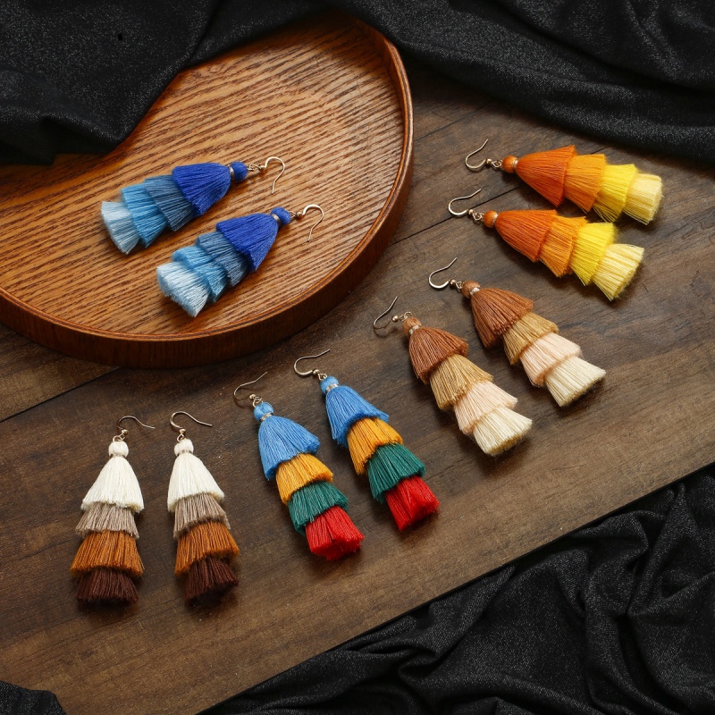 Bohemian 4 ชั้นพู่ต่างหูผู้หญิงชาติพันธุ์ยาว Fringe หลายสี Statement Dangle ต่างหูแฟชั่นเครื่องประดับ