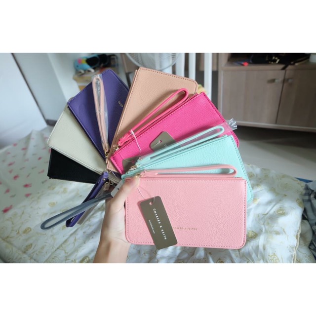 Charles&keith
