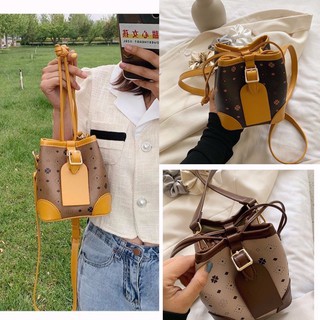 กระเป๋า ทรงถัง Korean Style Bucket bag ( Size 7 inch ) กระเป๋าสะพาย ขนาดน่ารัก กระเป๋าสะพายข้าง กระเป๋าสไตล์เกาหลี