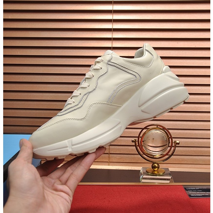 rhyton leather sneaker with tiger