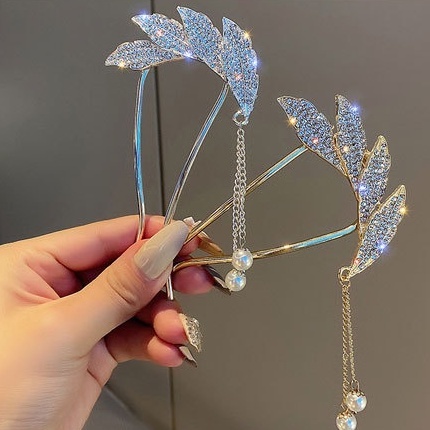 พร้อมส่งจากไทย ปิ่นปักผม ปิ่นผมปีกนกประดับมุกเพชร แวววาวระยับระยับ สวยหรู  กิ๊บติดผม กิ๊บผม กิ๊บออกงาน