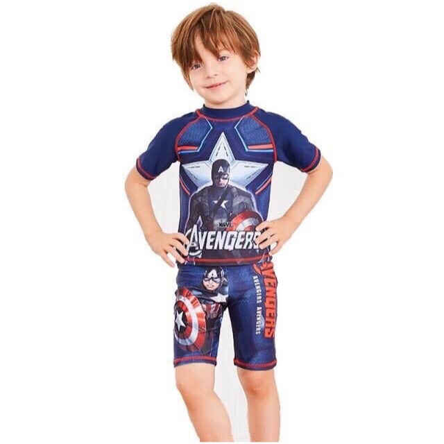 ชุดว่ายน้ำเด็กชายลาย Avengers