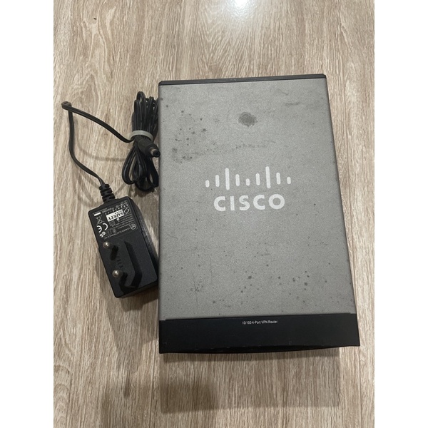 Load Balanced Router CISCO RV042 มือสอง