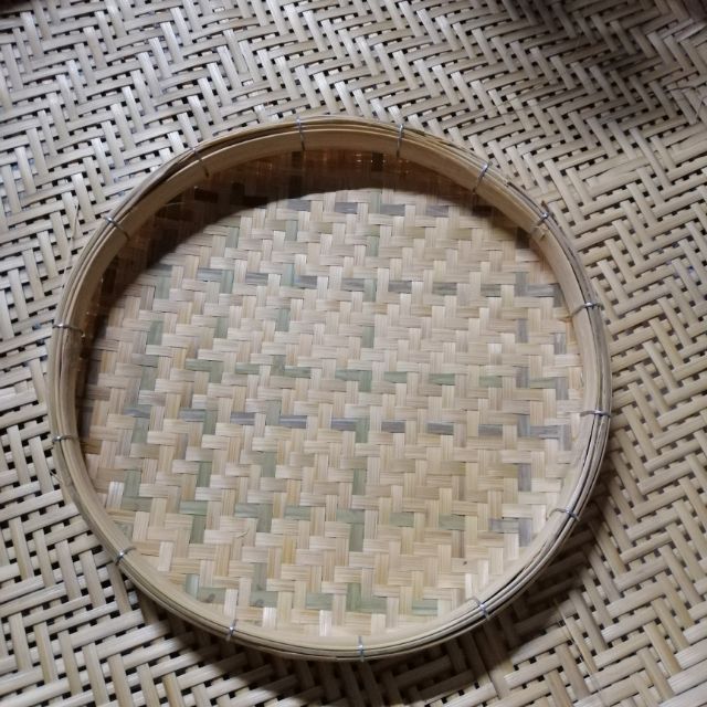 กระด้งไม้ไผ่สานชิดขนาด10นิ้ว​ คละลาย ราคาถูก​(1order/ไม่เกิน25ชิ้น)