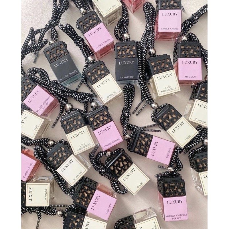 LUXURY น้ำหอมแขวนได้ทุกที่