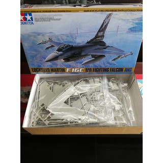 โมเดลเครื่องบินประกอบ Tamiya 1/48 TA61101 Lockheed Martin F-16C [Block 25/32] Fighting Falcon ANG