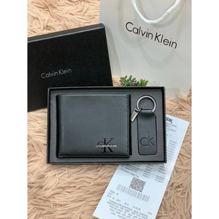 กล่องแบรนด์+ถุงกระดาษแบรนด์  Calvin Klein Short Wallet with Key Set