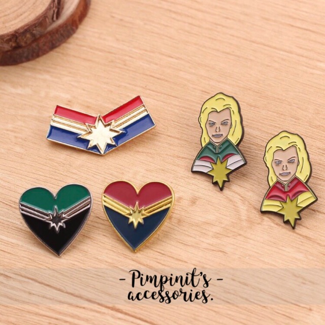 พร้อมส่ง : เข็มกลัดเซ็ทกัปตันมาร์เวล | Captain Marvel Enamel Brooch Pin Set.