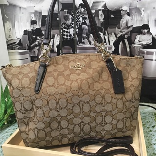 กระเป๋า Coach F58283