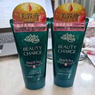 ครีมทามือ Kao Atrix Beauty Charge Hand Cream 80g./peach tea