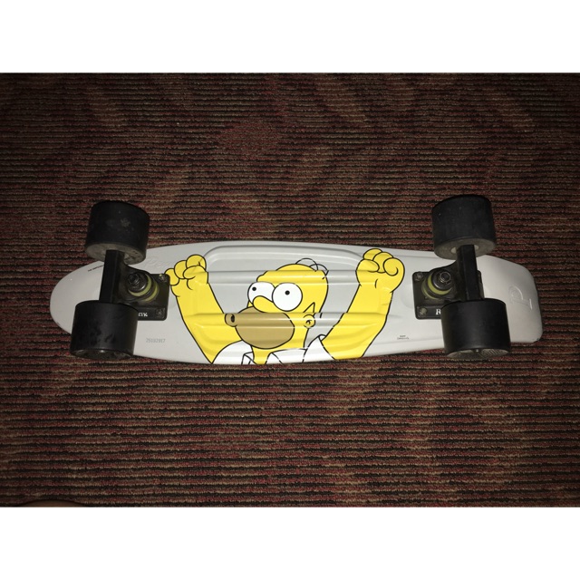 ✌🏻Penny board x the Simpsons Homer มือสอง