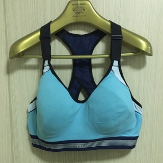 เสื้อ Sport Bra Victoria’s Secert แท้100%