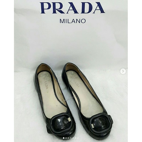 Prada Black Patent Leather Buckle Ballet Flats - kiminoxie - ThaiPick