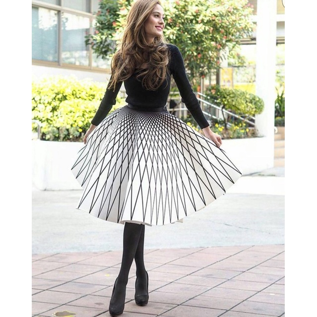 กระโปรง Poem แท้จากช้อป