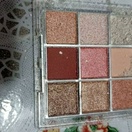 reviewร้านแนะนำพาเลทอายแชโดว์ 9 สี เนื้อดินน้ำมัน เนื้อใยไหม ประกายชิมเมอร์ Eye shadow 9 color comment 5