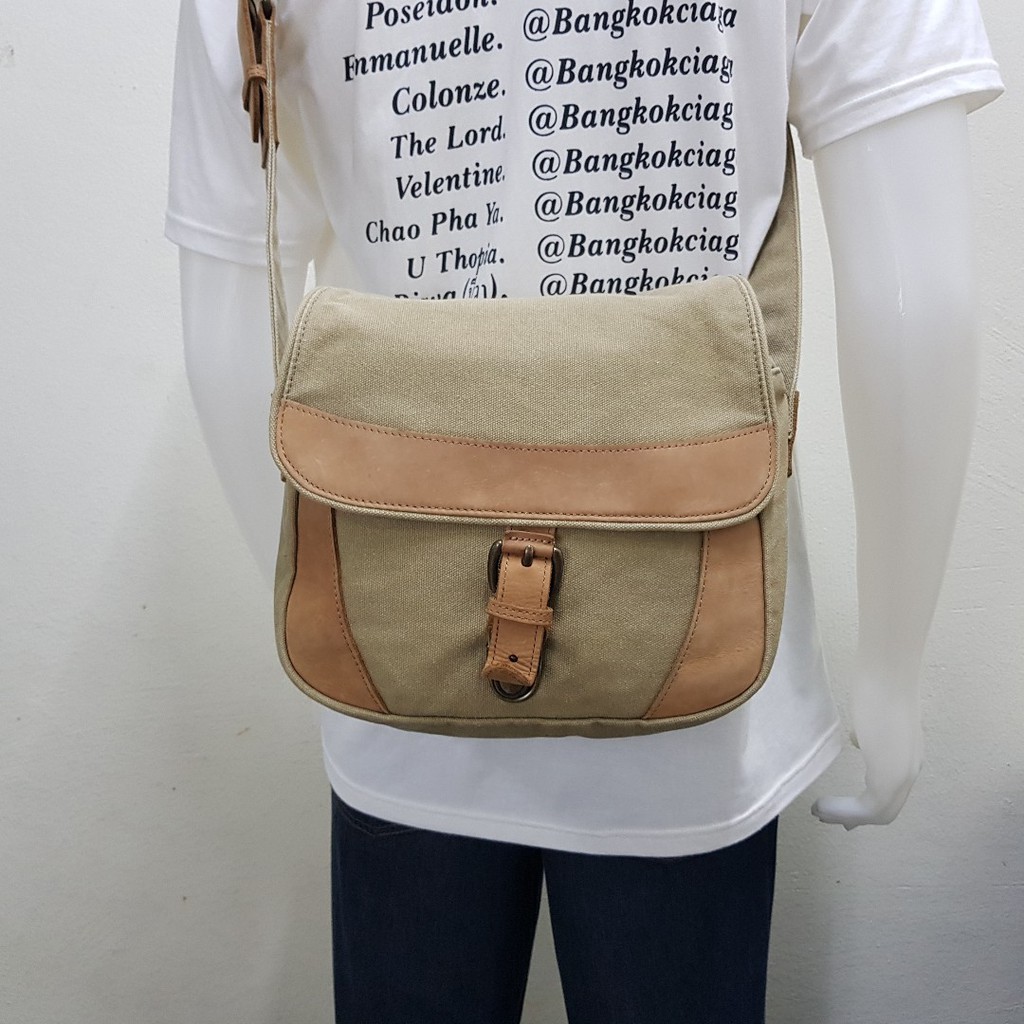 กระเป๋าสะพายข้าง LL Bean