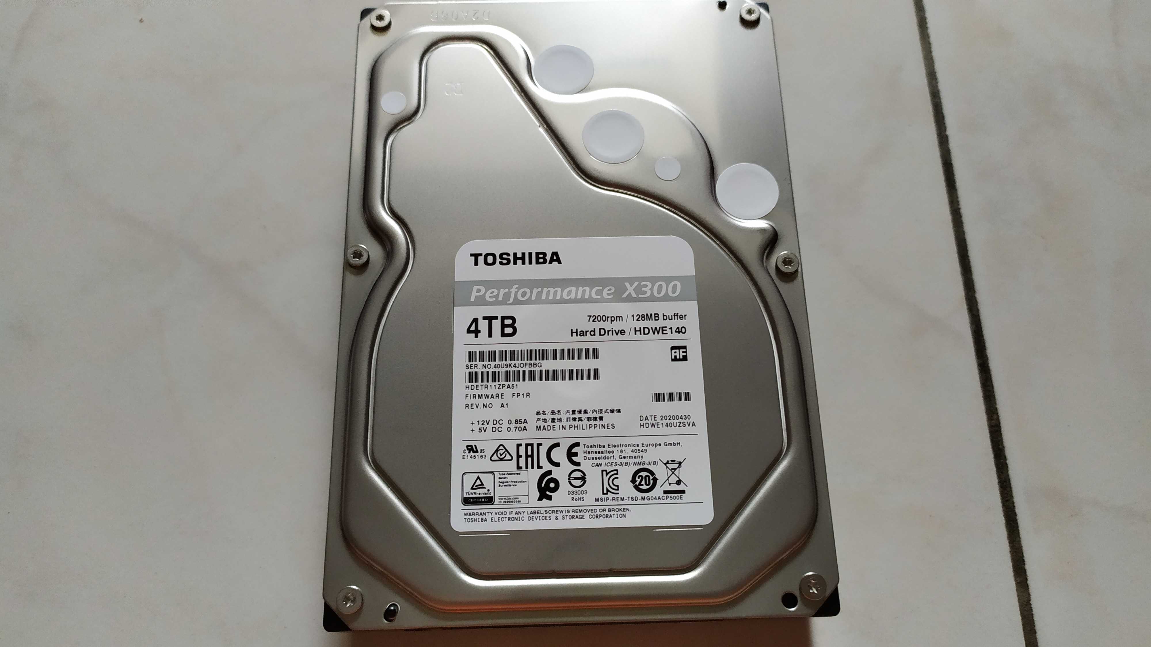 TOSHIBA HARDDISK (X300) HDWE140 4TB SATA 3.5 7200RPM C/B 128 MB ...
