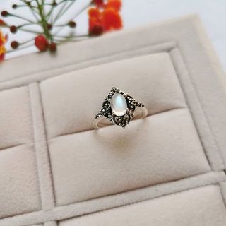 Vintage​ Moonstone Ring​ แหวนวินเทจมูนสโตน