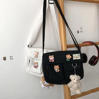 (มีส่งด่วน) ifashionbag(IF1409) กระเป๋าสะพายข้างแคนวาส พร้อมเข็มกลัด 4 ชิ้น