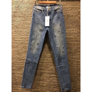 กางเกงยีนส์ขายาว ชาแนล DENIM JEAN PANTS สวยมาก งานดีสุด มีพร้อมส่ง Size S / M / L ถ่ายสดจากสินค้าจริง100%