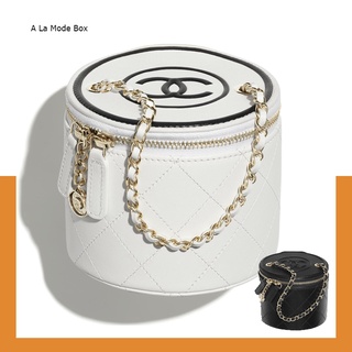 2 สี! กระเป๋า Chanel Lambskin Small Vanity with Chain ออริ