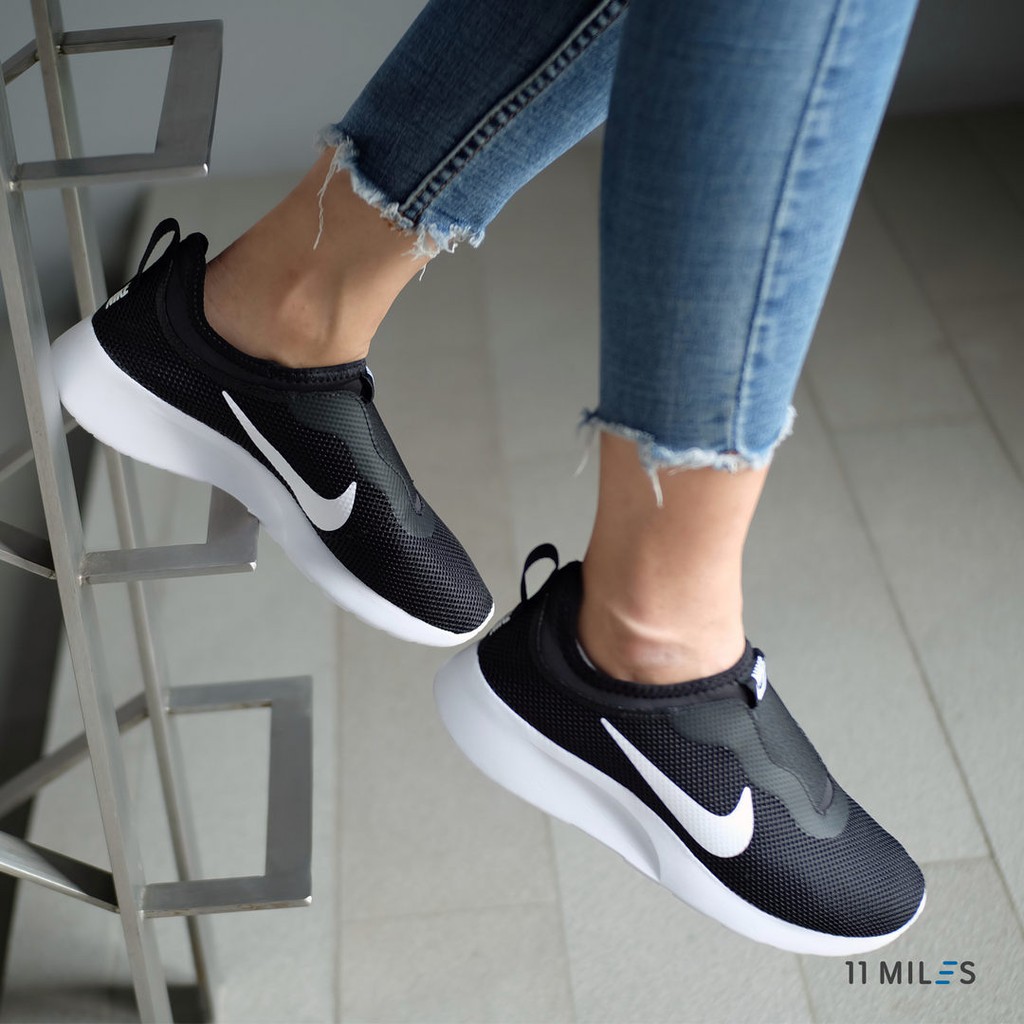 tanjun slip on nike
