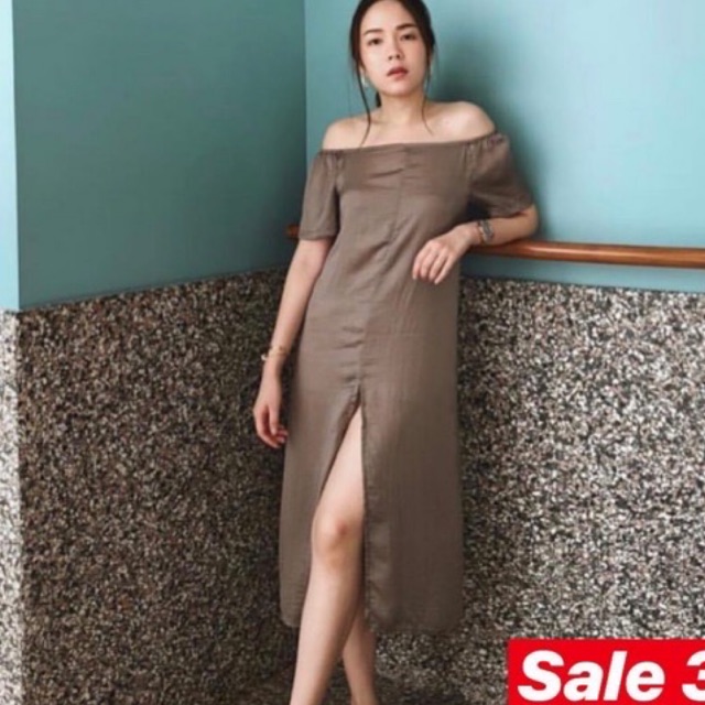 เดรสเปิดไหล่ tshoppp