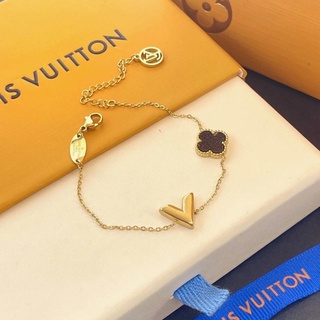 📌พร้อมส่ง📌 สร้อยข้อมือ LV สแตนเลสสตีล