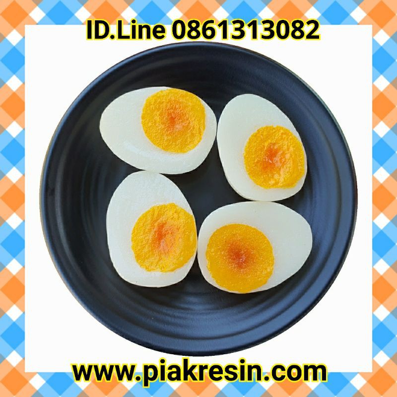 โมเดล ไข่ไก่ต้ม เรซิ่น ผ่าครึ่ง 4 ชิ้น ไม่รวมจาน ราคา 215 บาท ไข่ต้ม ไข่ปลอม ไข่ไก่ปลอม โมเดลไข่ไก่ ไข่ต้มปลอม ไข่เรซิ่น