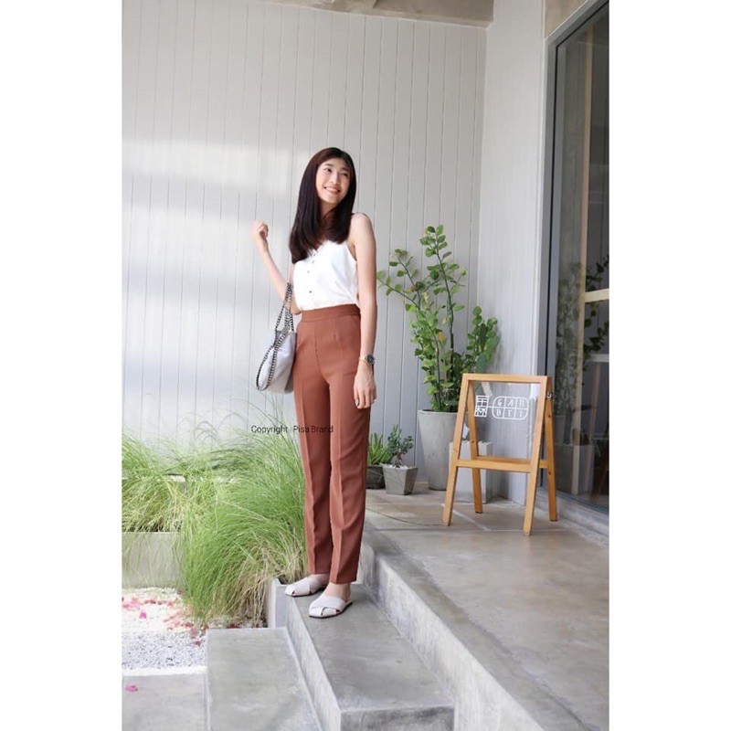 กางเกงทรงกระบอกเล็กสีน้ำตาลอิฐ เอวสูง จาก Pisa brand
