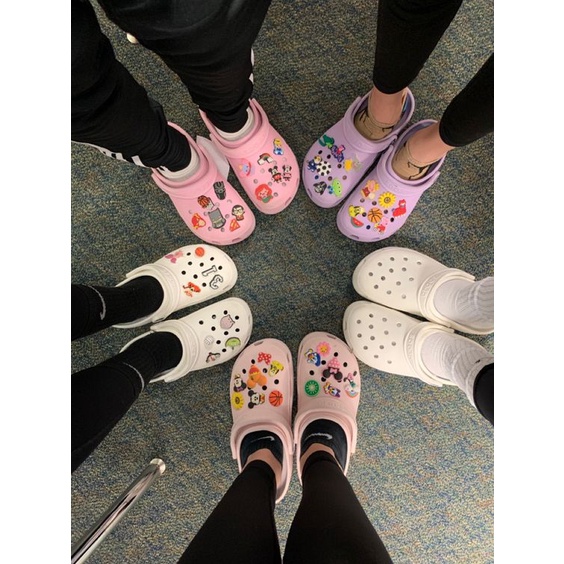 Crocs Jibbitz น่ารัก / Crocs Sandal ตกแต่งสําหรับเด็กและผู้ใหญ่ / ของตกแต่งรองเท้าแตะ / ของตกแต่งตัว