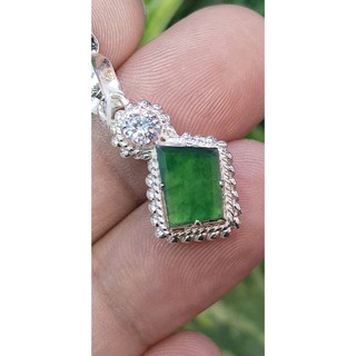 จี้หยก 翡翠吊坠 (Jade Pendant)