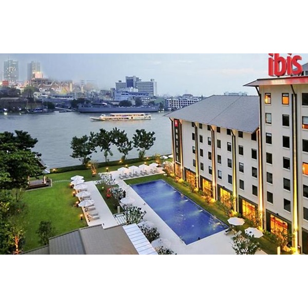 หมดอายุ 31 ธค. 64  น้องหมาพักได้ voucher โรงแรม ไอบิส ริเวอร์ไซด์ เจริญนคร กรุงเทพ
