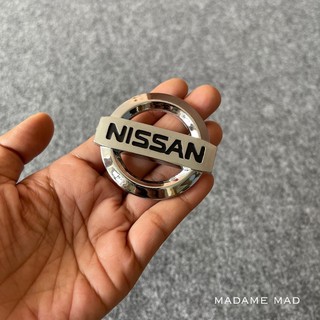 โลโก้พวงมาลัย แป้นแตร NISSAN ขนาด 6x5.5cm