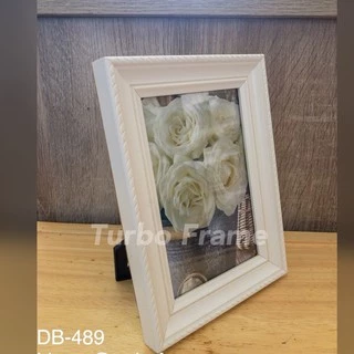 กรอบรูปสีขาวเกียวเฉียงใส่ภาพขนาด 4x6 ,6x8”, A5(14.8x21 cm) , 8x10”,8x12”,A4,10x12”(DB489)พร้อมกระจใส ขาตั้ง หูแขวนผนัง