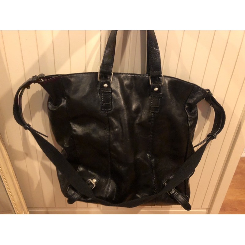 กระเป๋า Tote bag สีดำ มีสายสะพาย แบรนด์ Calvin Klein หนังแท้ มือสอง