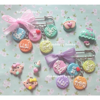 เข็มกลัด ติดชื่อ เข็มกลัดคนท้อง เข็มกลัดดินปั้น งานทำมือ handmade (จี้ 5 ตัว)