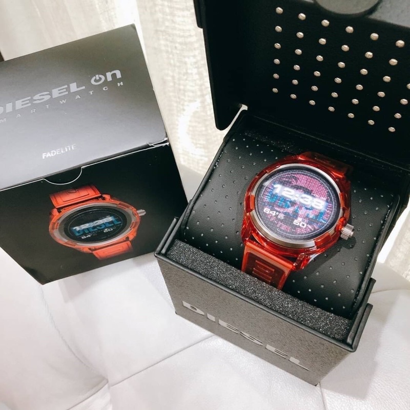 นาฬิกา Diesel Fadelite Smartwatch-Red Silicone แท้