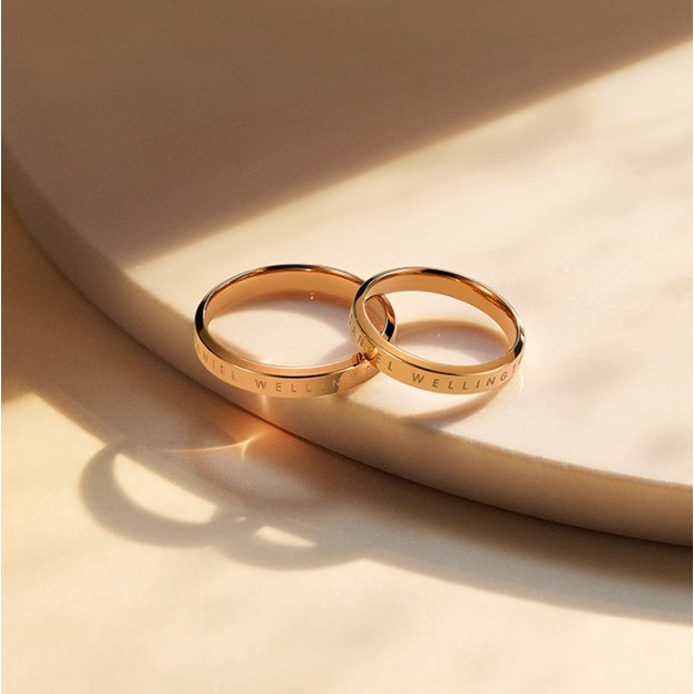 แหวน DW ring แหวนdaniel มี2รุ่น Classic(แบบบาง) และ New Collection(แบบหนา)