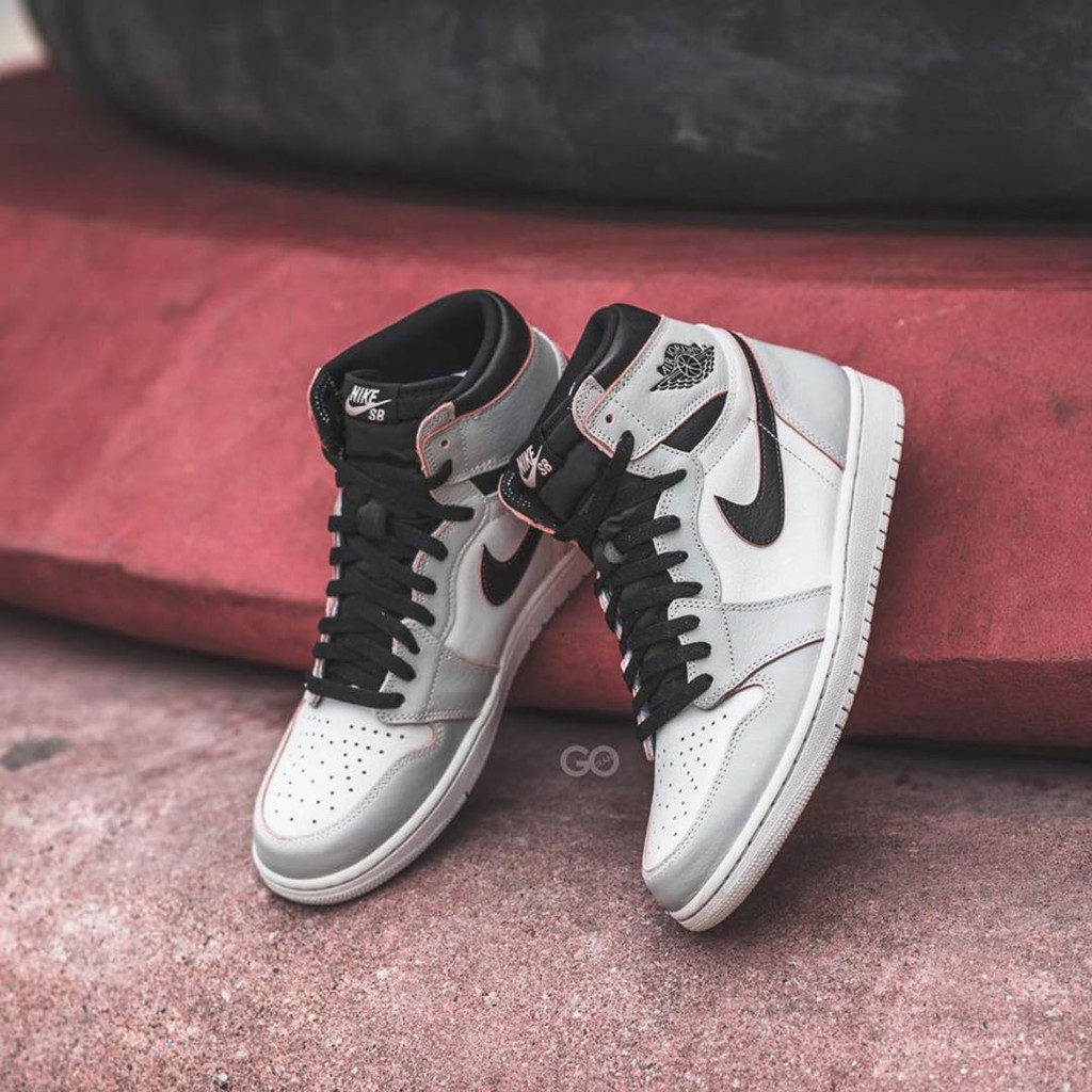 air jordan 1 scratch