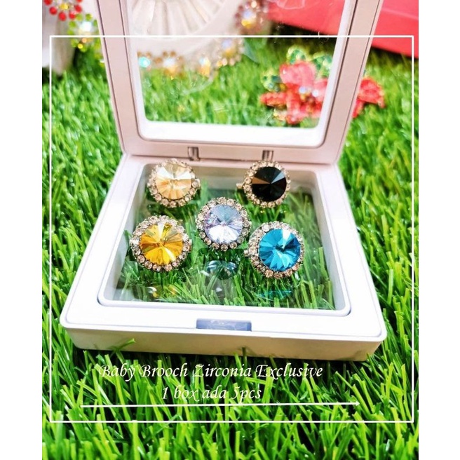 CUBIC / BABY BROOCH ZIRCONIA EXCLUSIVE