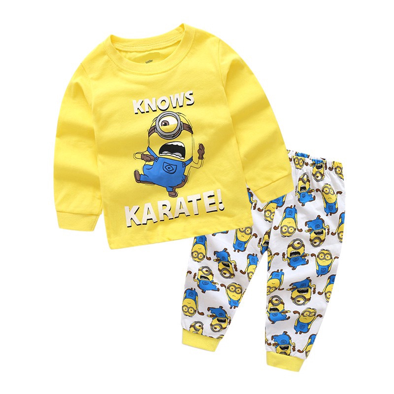 ชุดนอนแขนยาวลายการ์ตูน minions