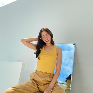 DAYTODAY DTD01 Dahlia Crop Top เสื้อกล้ามทรงครอป ดีเทลเย็บโอลีนตรงชายเสื้อ (YELLOW MUSTARD)