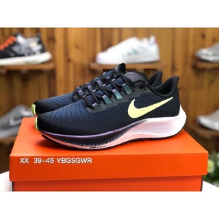 ▪[ข้อเสนอพิเศษ] ของแท้ จัดส่งฟรี  Nike Zoom Pegasus 37 รองเท้าวิ่งระบายอากาศ รองเท้ากีฬา (สีดำ)