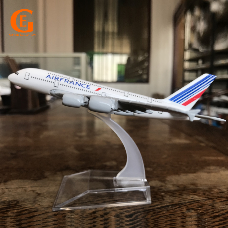 Air France Airbus 380 เครื่องบินรุ่น Diecast Solid Alloy A380 เครื่องบินการบินคอลเลกชันของเล่น