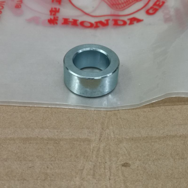 EX5 HP / C70 BUSH SPROCKET HUB KILANG