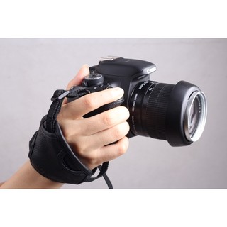 Canon Hand Strap Camera DSLR   ราคา 300 บาท