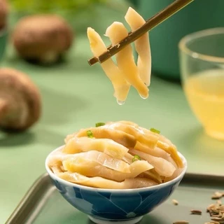 ผักดอง เผ็ดน้อย (乌江涪陵榨菜:清爽.微辣.酱香) ขนาด70-80g เพียงฉีกซองก็พร้อมทาน อร่อยกลมกล่อมทานแล้วจะติดใจ