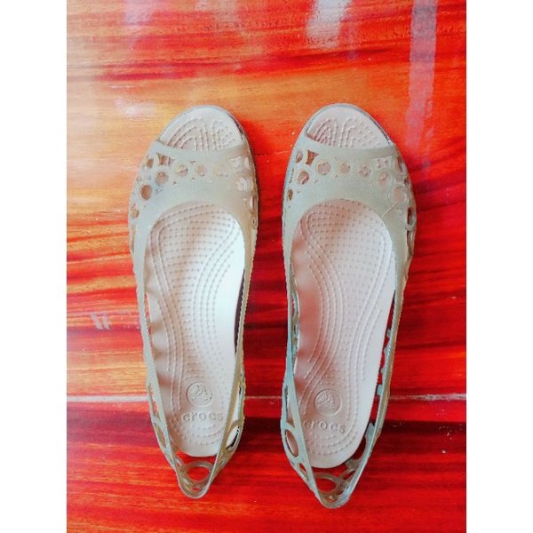 รองเท้า Crocs มือสอง